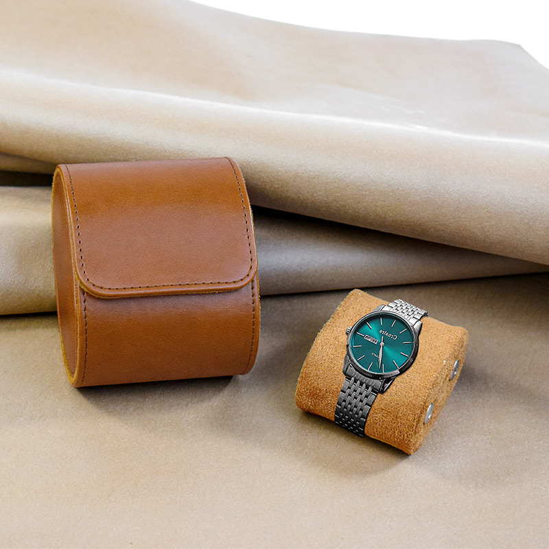 Retro Leather Portable Watch Storage Case - Image 4