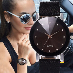 Elegant Women's Minimal Leather Strap Watch